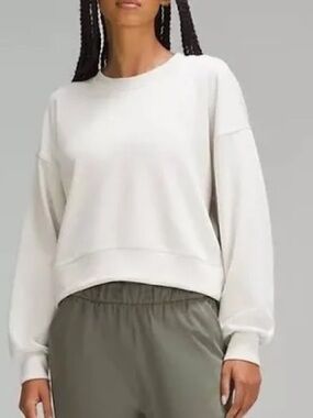 Lululemon Perfectly Oversized Cropped Crew white opal color size 6 like new